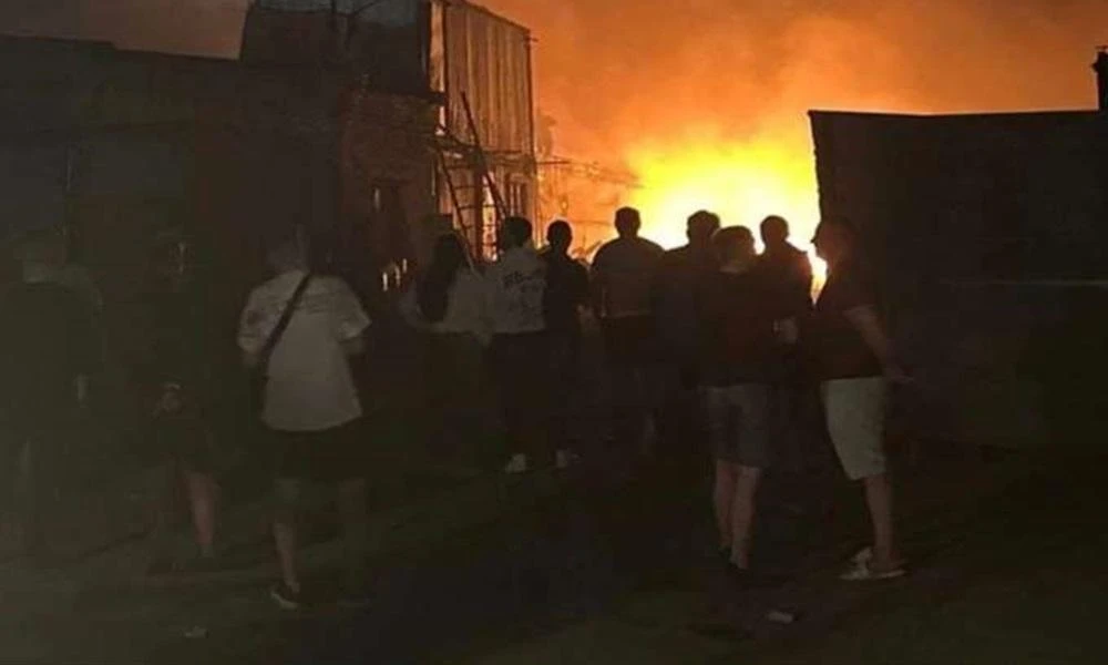 Ρωσία: Φωτιά σε αποθήκες καυσίμων του Σμόλενσκ από επίθεση ουκρανικού drone